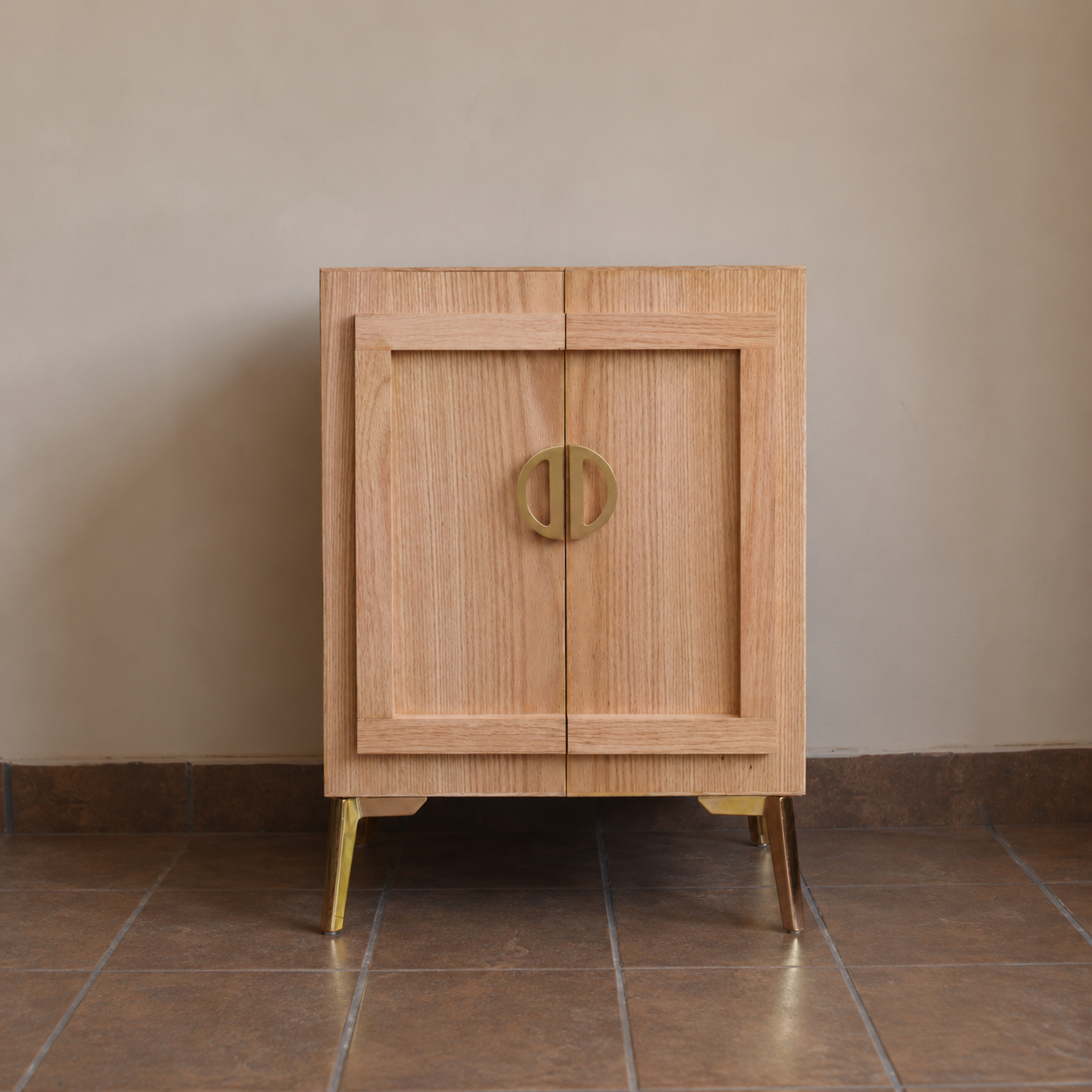 Tiffany Oak Bedside Pedestal