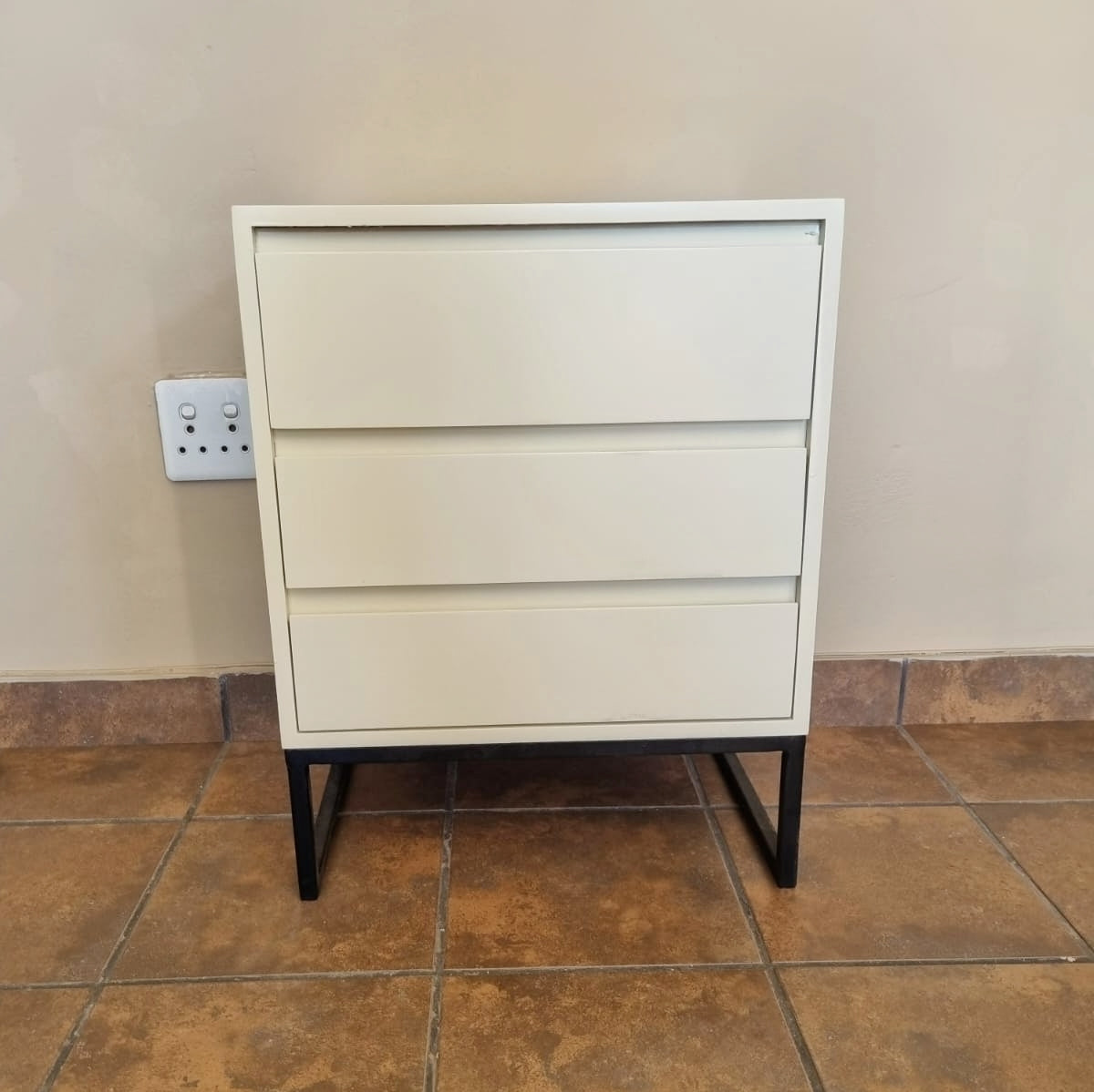 Clifton Bedside Pedestal
